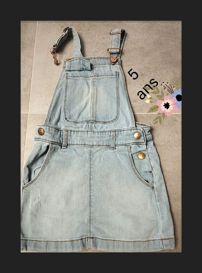 5 ans kiabi robe salopette en jean toutes saisons /Excellent état - photo numéro 18