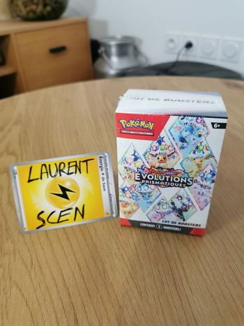 Bundle ev8.5 evolution Prismatiques 🇫🇷 Pokémon