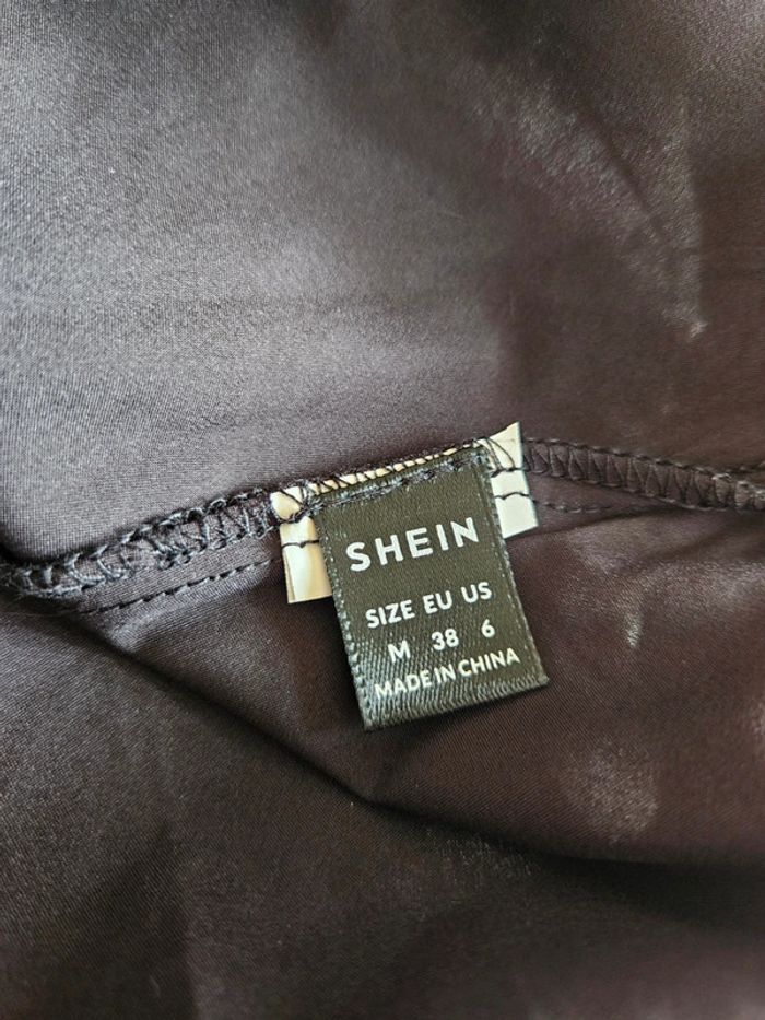Robe dos nu brodée style pin-up Shein - photo numéro 6