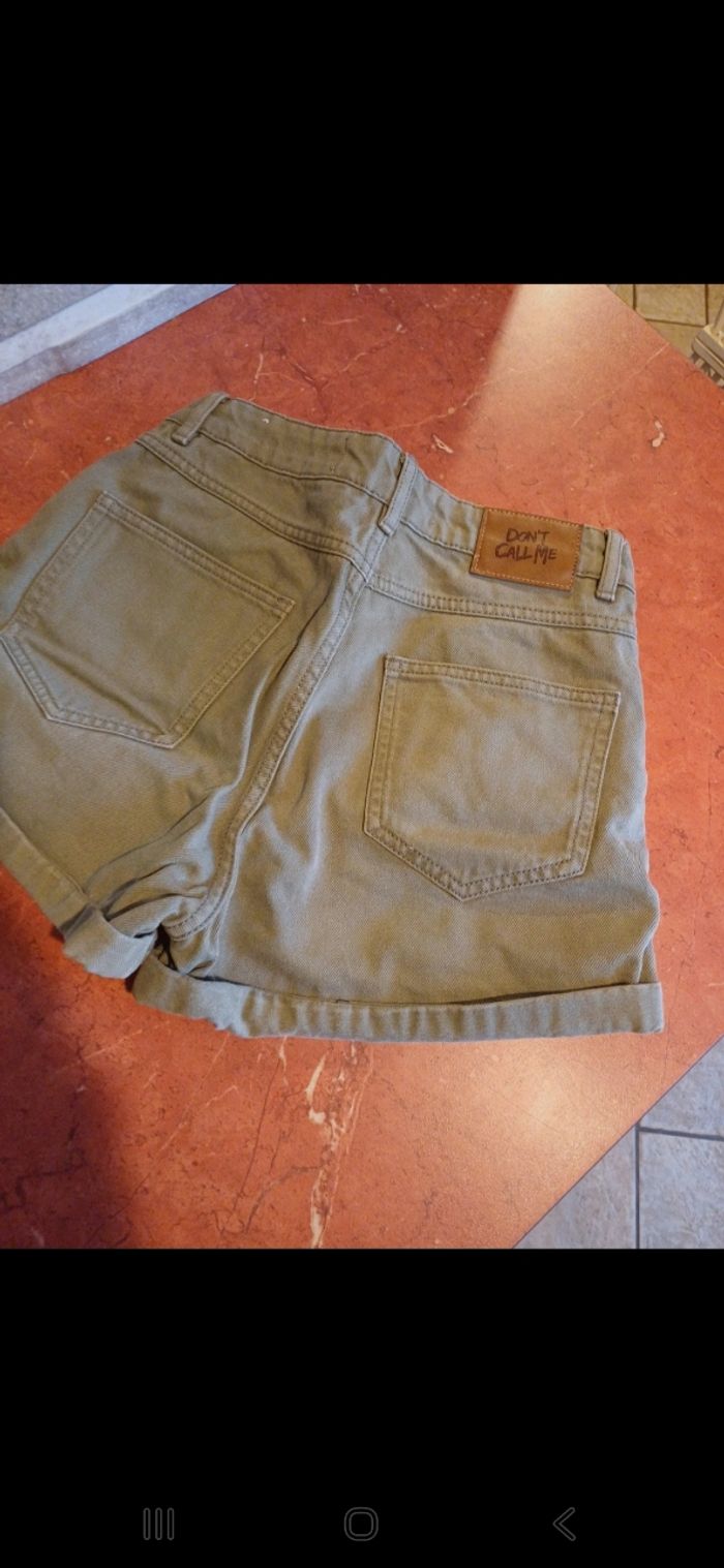 Short  fille taille 14 ans - photo numéro 4