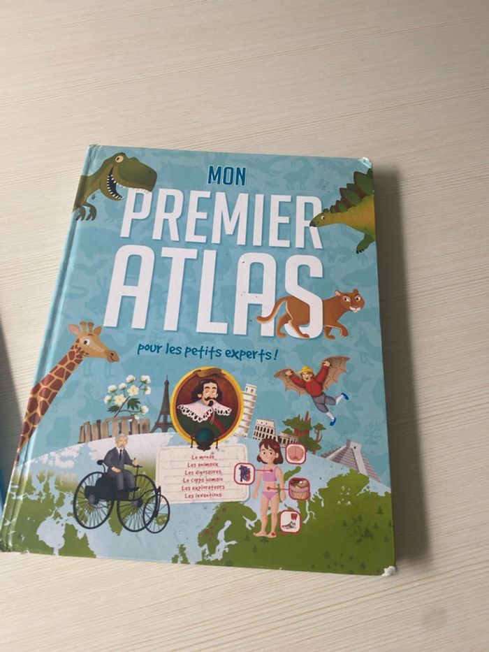 Mon premier atlas et livre dinosaures - photo numéro 2
