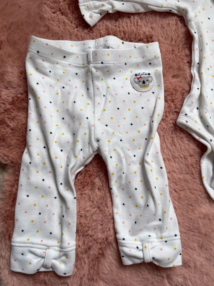 3 tenues bébé fille 9 mois - photo numéro 11