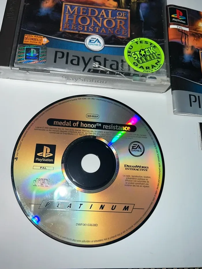 Medal Of Honor: Resistance - PS1 Complet Version Française Platinum PAL Sony - photo numéro 2