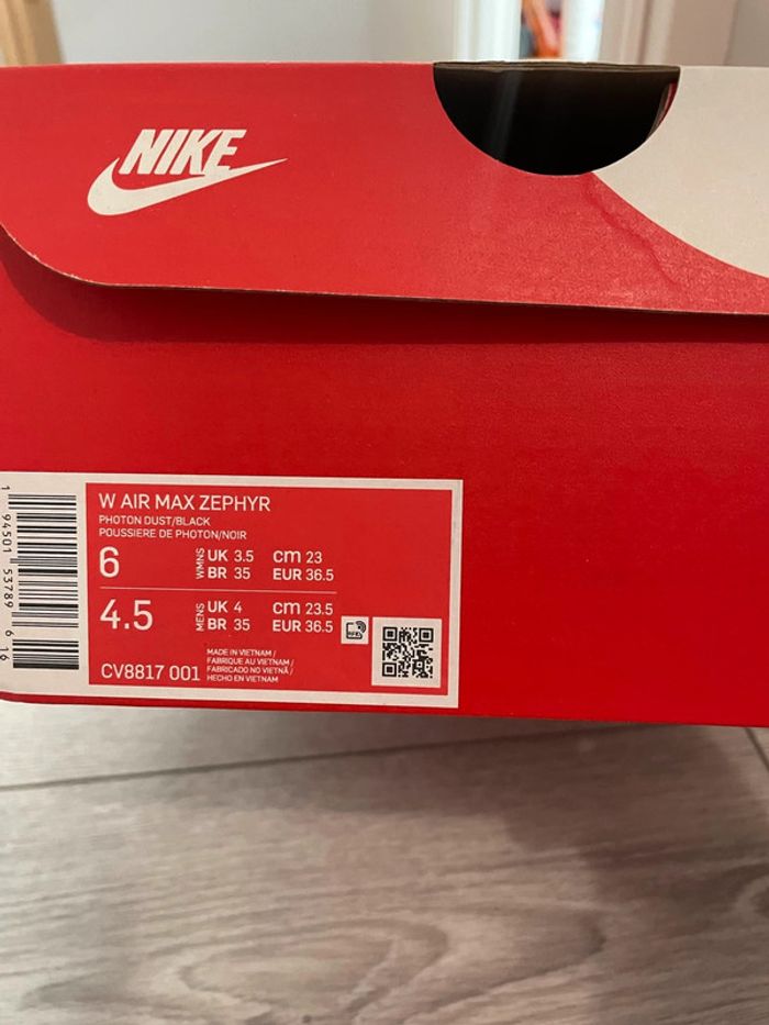 Baskets Nike Air Max Zéphyr - photo numéro 4