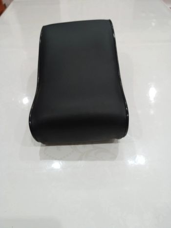 Coussin accoudoir voiture centrale