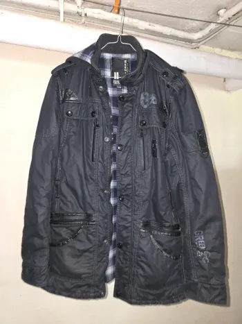 Veste noire à capuche doublée plaid – Taille M (Green 89)