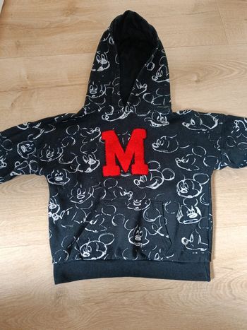Sweat à capuche 6ans