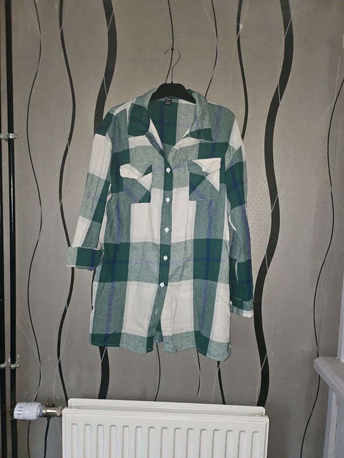 Jolie chemise femme