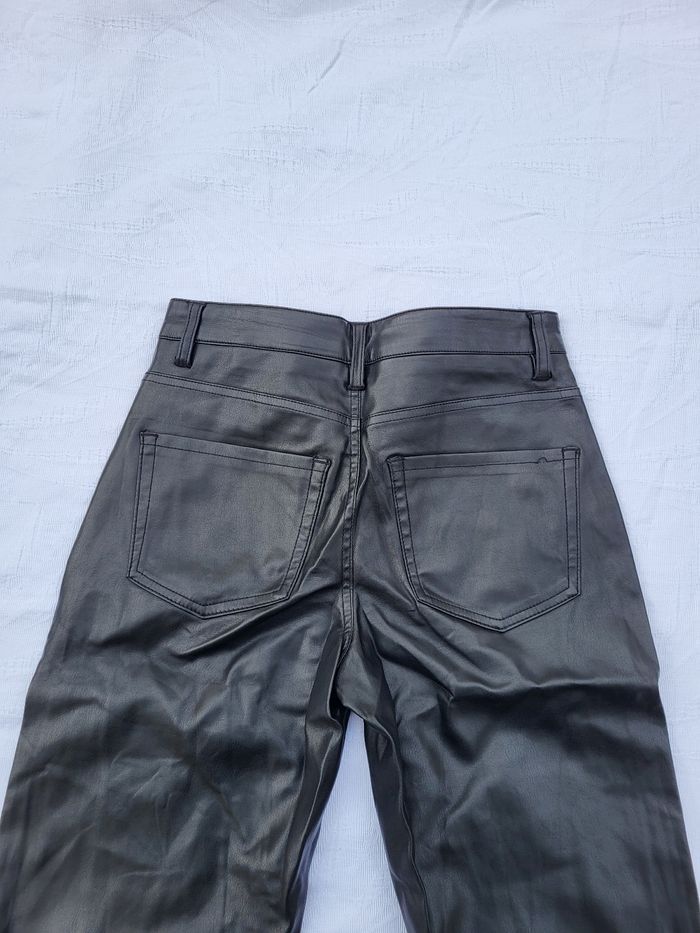 Pantalon en simili cuir berhska - photo numéro 4