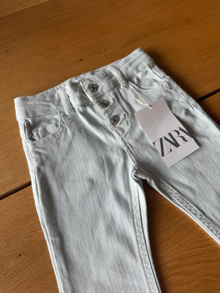 Pantalon vert d’eau coupe flair NEUF - Taille 4 Ans - photo numéro 3