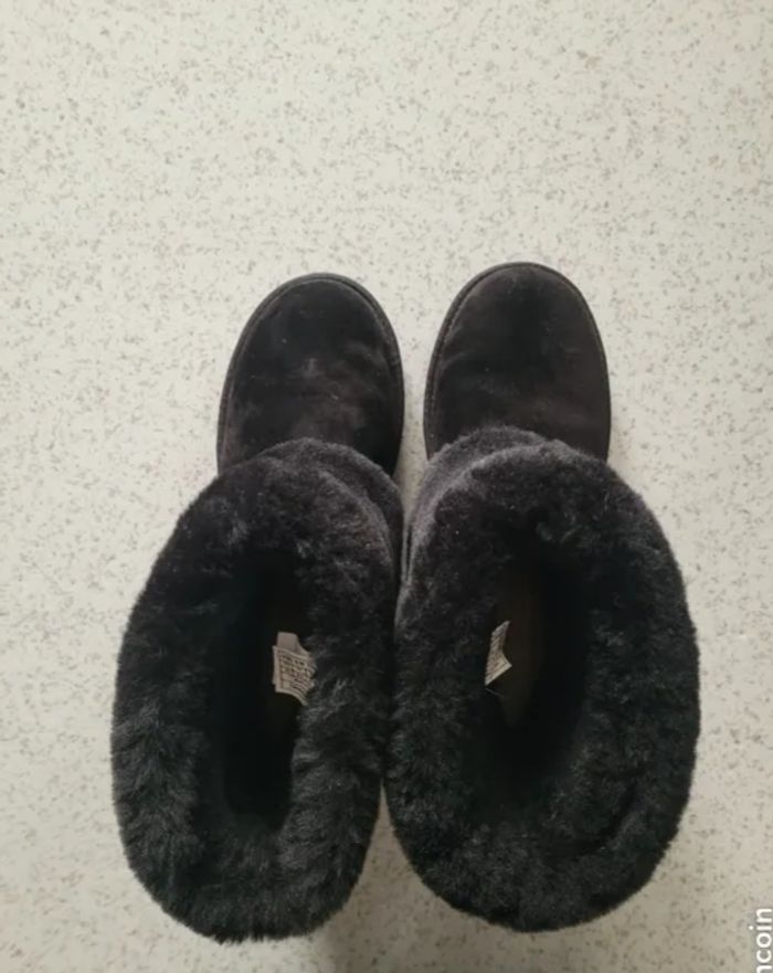 UGG 41 NOIR - photo numéro 3