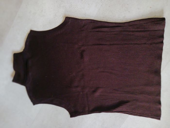top sans manches col roulé prune côtelé Taille 1 Alain Manoukian Neuf superbe - photo numéro 2
