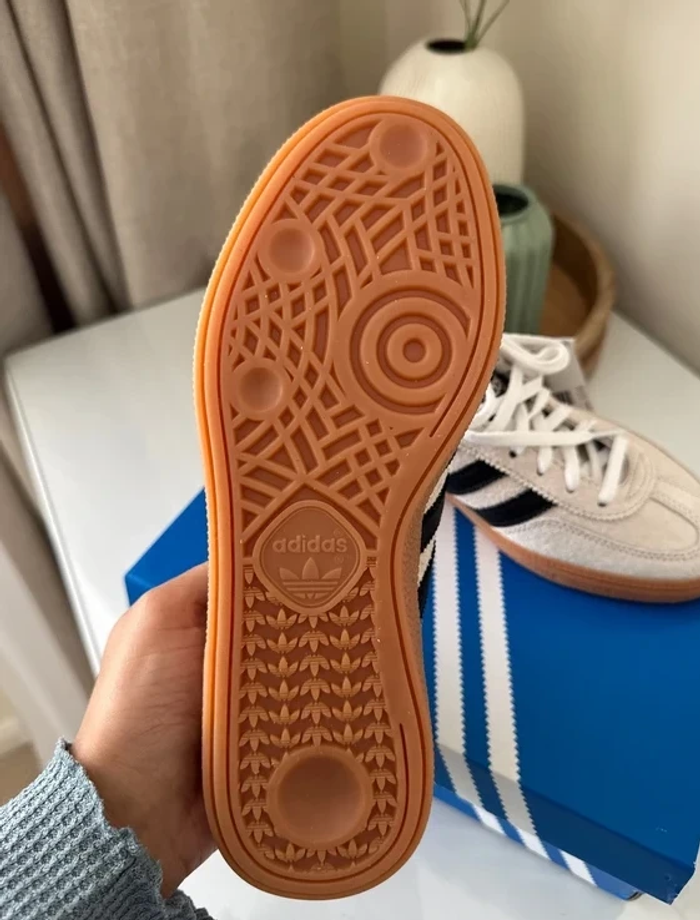 Baskets Adidas - photo numéro 3