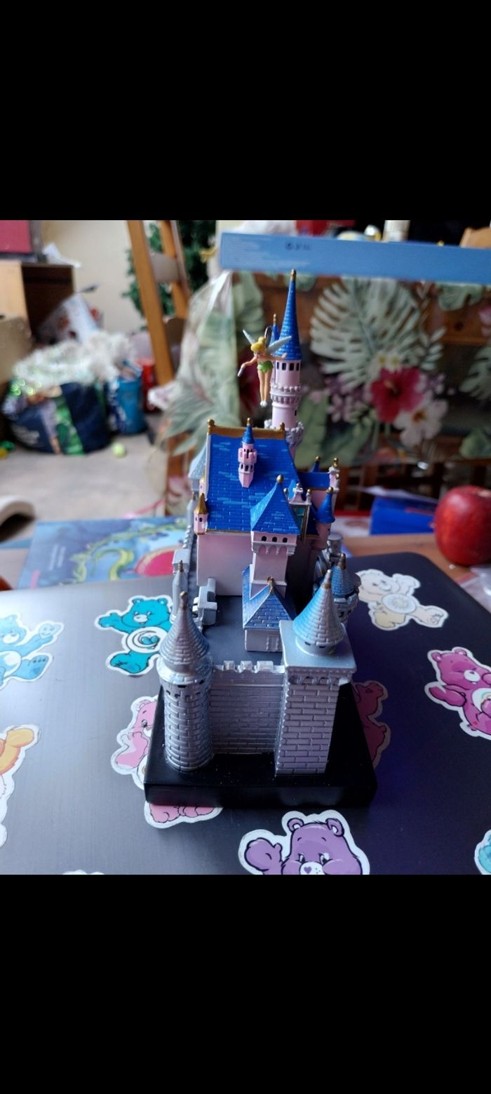 Figurine chateau 100 ans anniversaire disney la belle au bois dormant, aurore - photo numéro 3