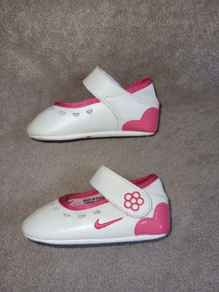Chaussures bébé - photo numéro 2