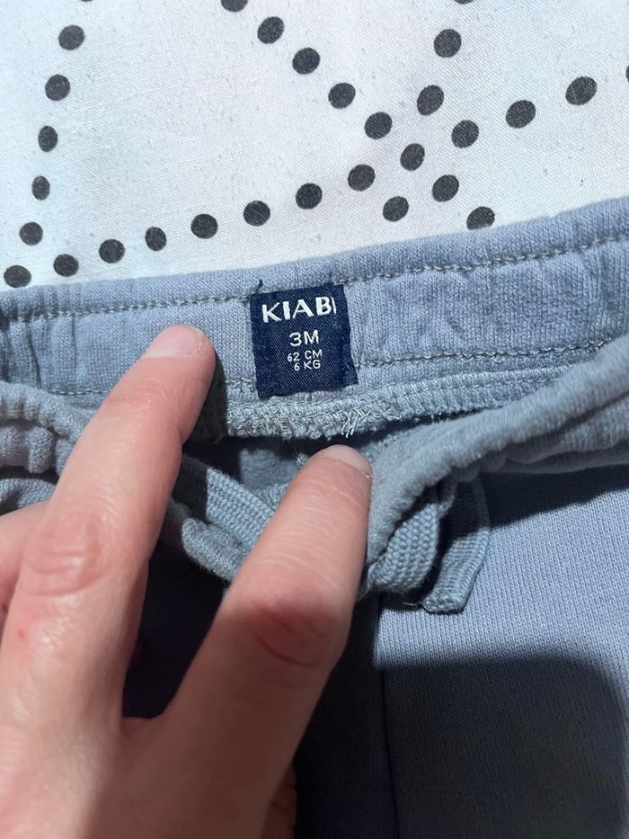Jogging Kiabi 3mois - photo numéro 2