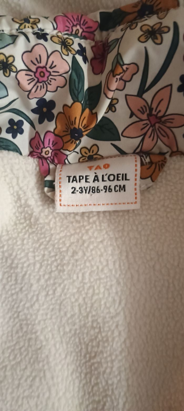 Manteau fille fleuri 2/3 ans - photo numéro 2