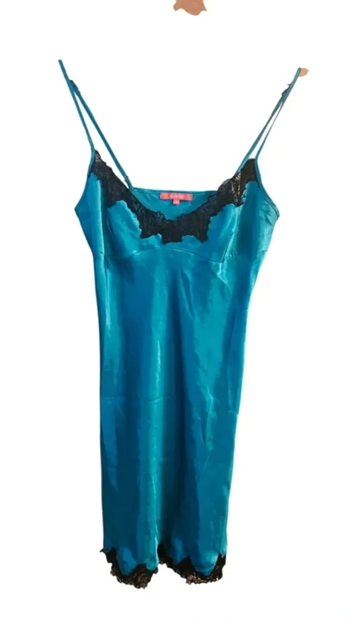 Ensemble lingerie 3 pieces taille M / 38 - photo numéro 2