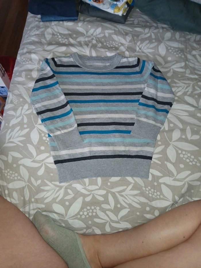 Pull fin 4ans - photo numéro 2