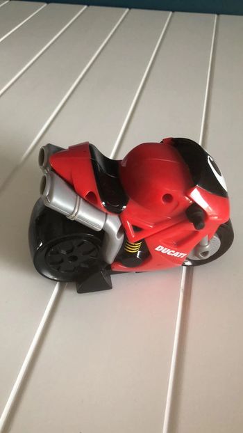 Moto bruitage Chicco