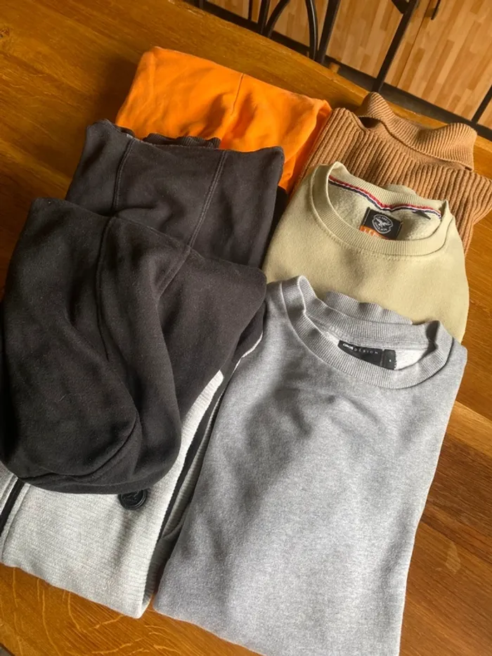 Lot 6 pulls et sweats homme taille M/L - photo numéro 2