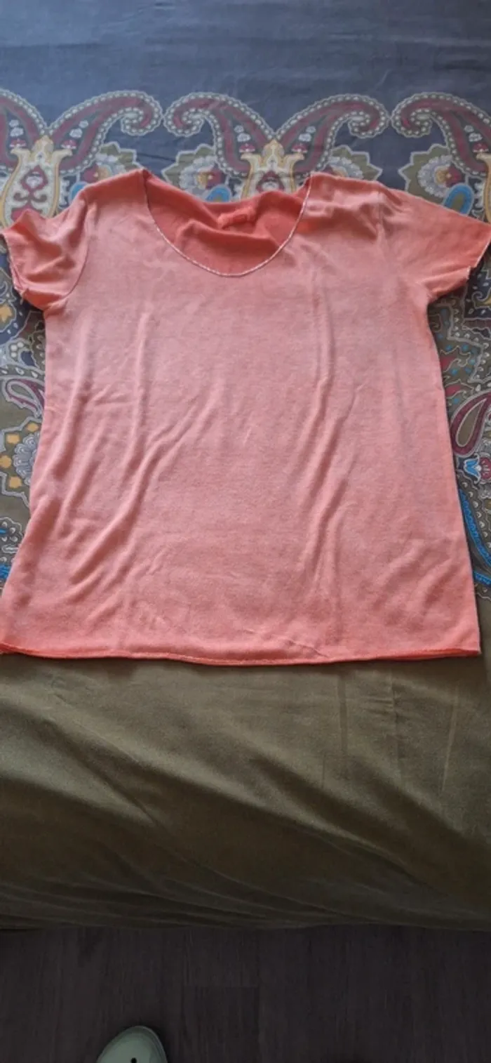 Tee shirt