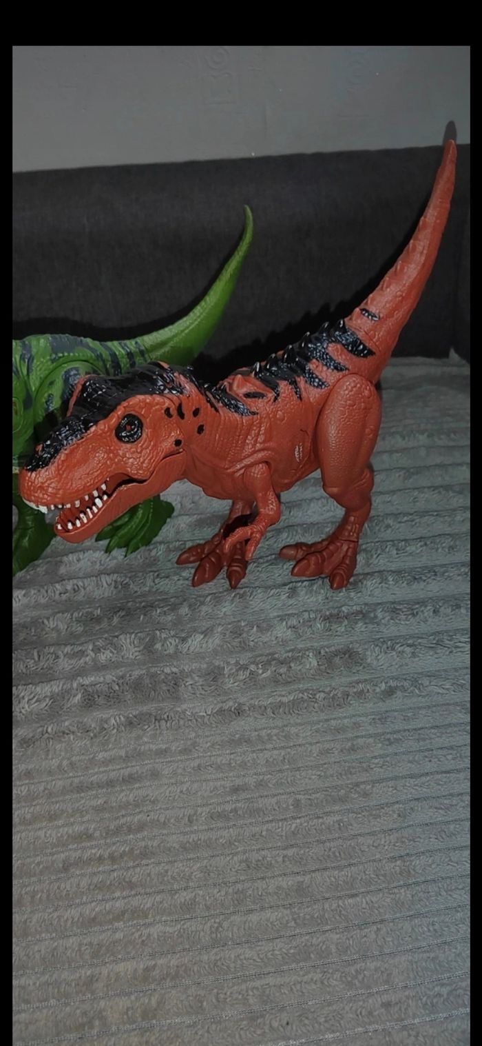 Dinosaur - photo numéro 3