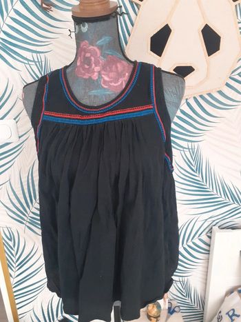 Blouse sans manches M