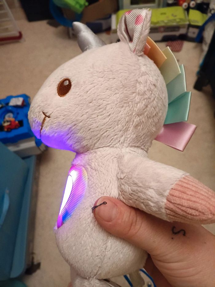 Licorne vtech maé ma licorne à câliné 2 taches sur la tête - photo numéro 2
