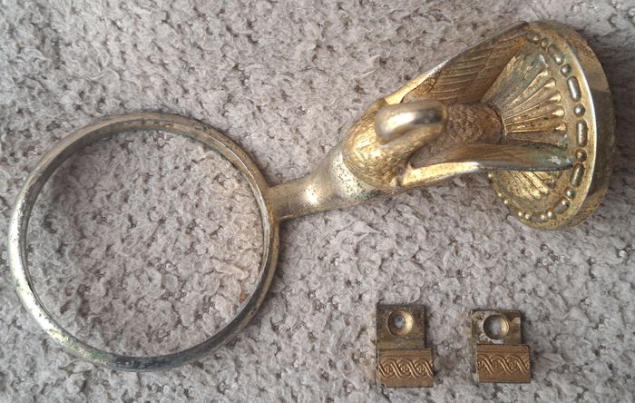 Ancien porte gobelet en métal doré - cygne - photo numéro 2
