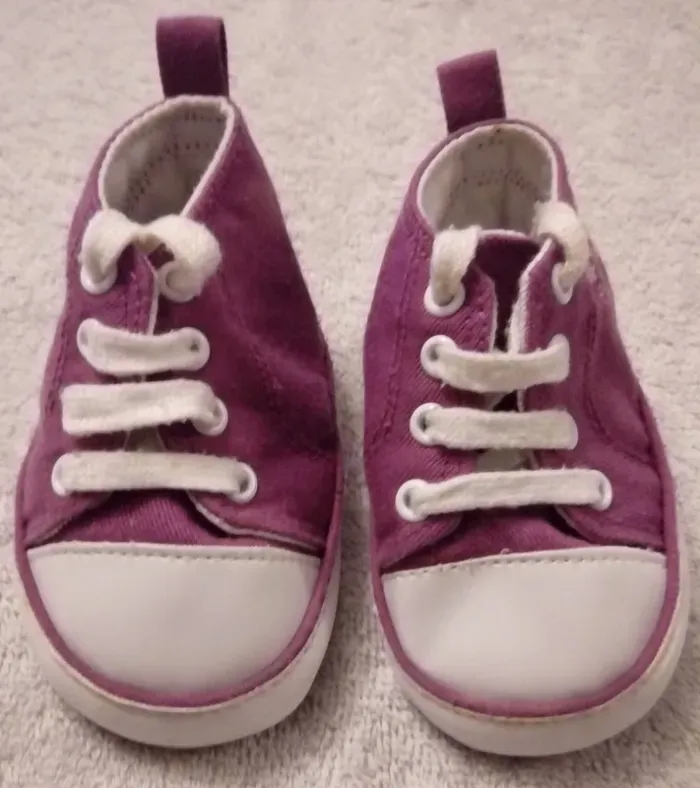 Chaussures 6/12 mois (réf perso 16)(familleac72)