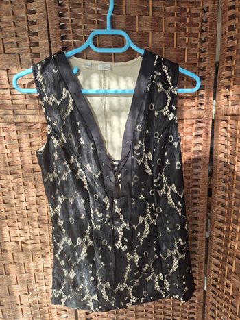 Joli débardeur original taille 38