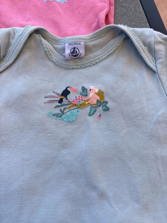 Lot de 4 bodies Petit bateau 18M - photo numéro 4