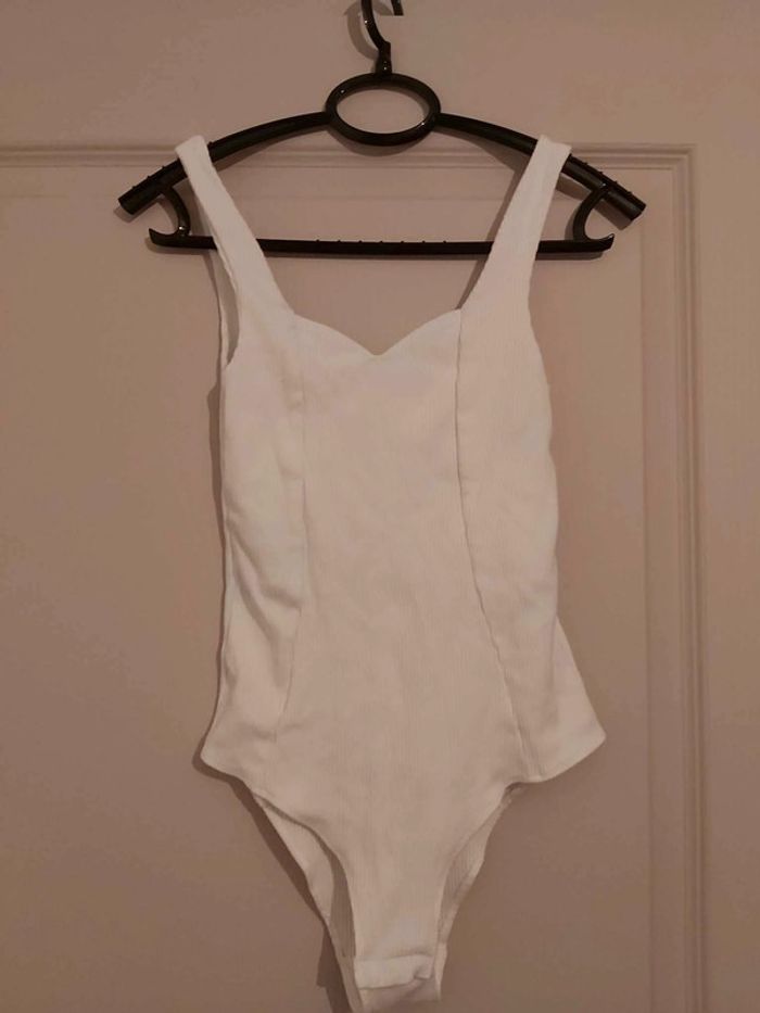 Body côtolé blanc