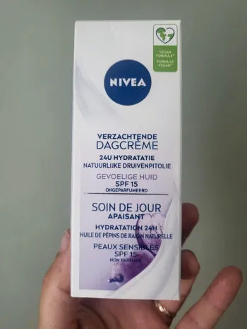 Soin de jour apaisant Nivea
