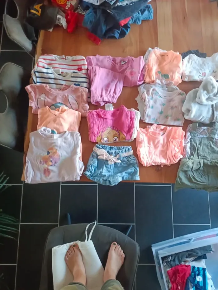Lot vêtement fille 9 mois