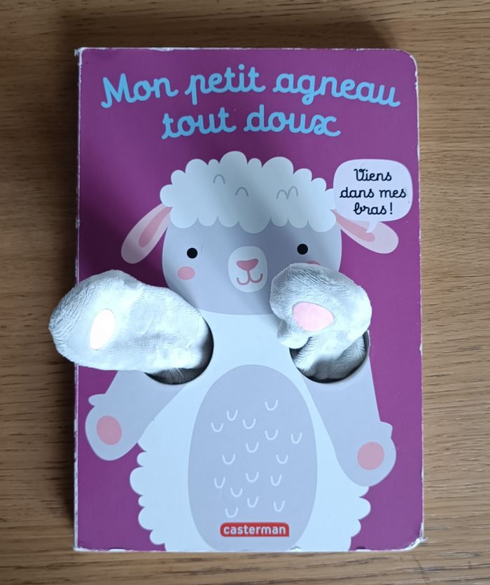 LOT : 2 livres Mes Livres Marionnettes agneau et poulette 6 mois + - photo numéro 3