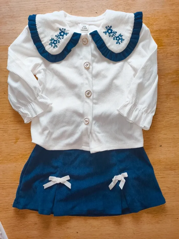 Ensemble fille blanc bleu marine excellent état 9 mois 12 mois shein - photo numéro 2