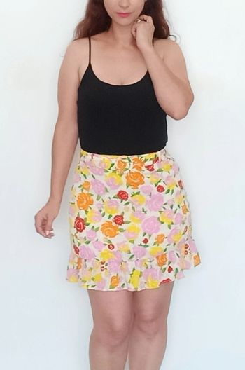 Jupe courte été fleurie taille 40