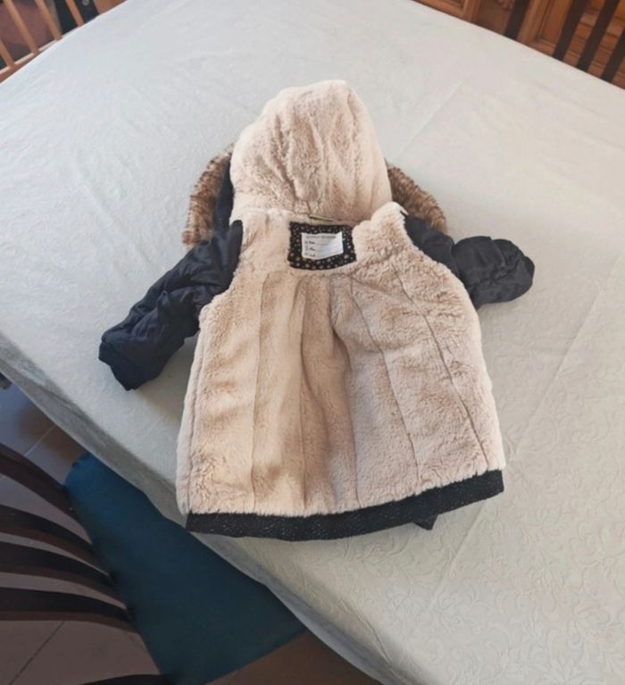 Manteau  liseré doré - photo numéro 4