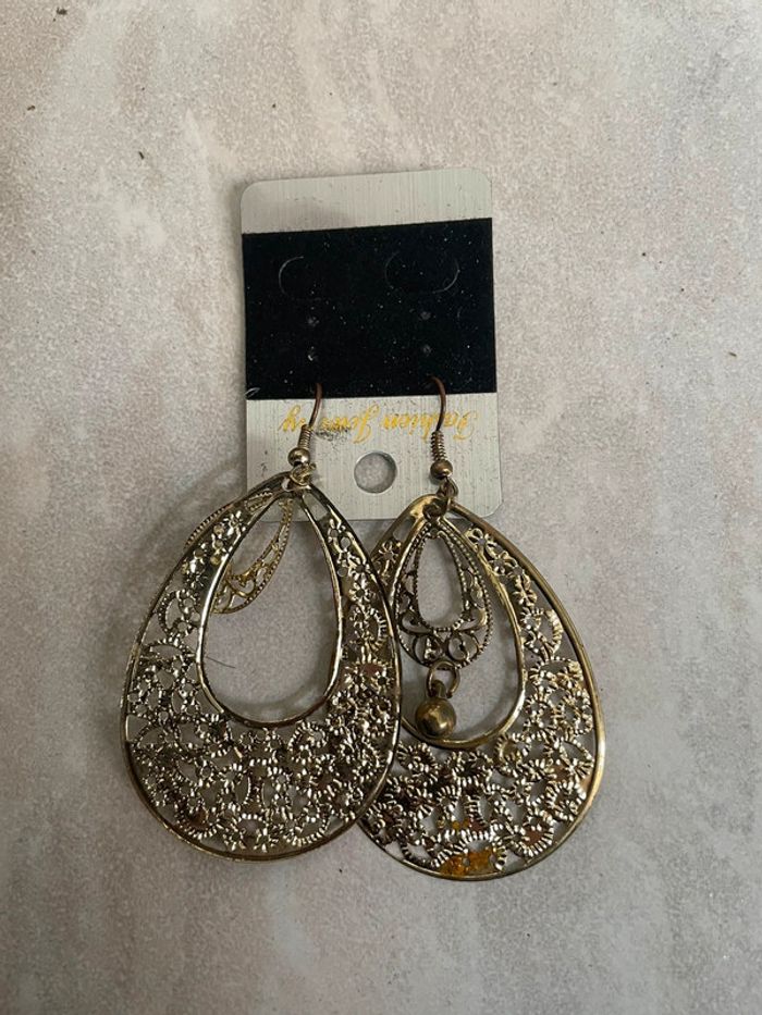 Boucle d’oreille