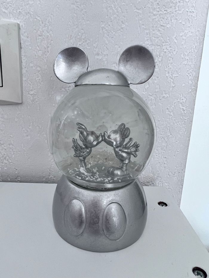 Snowglobe Mickey et Minnie disney