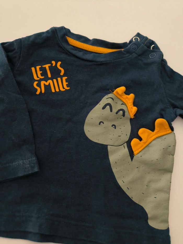 Lot 3 t-shirts manches longues dinausaure 3 mois - photo numéro 3