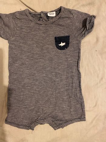 Combinaison tape à l’œil