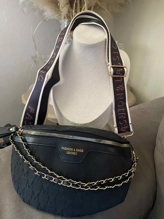 Sac banane noir tendance
