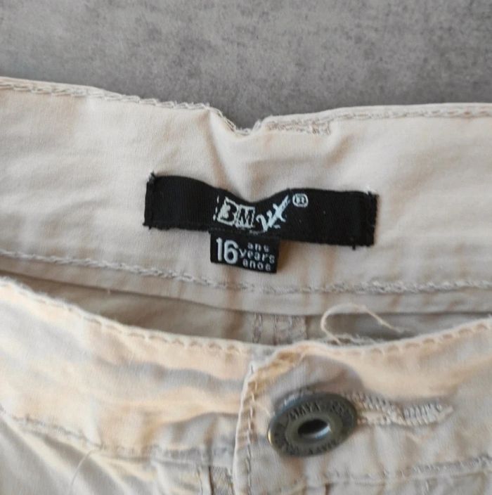 3MYX short taille S ou 16 ans très bon état - photo numéro 2