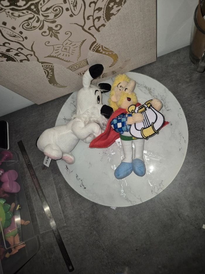 Peluche Assurancetourix et idéfix