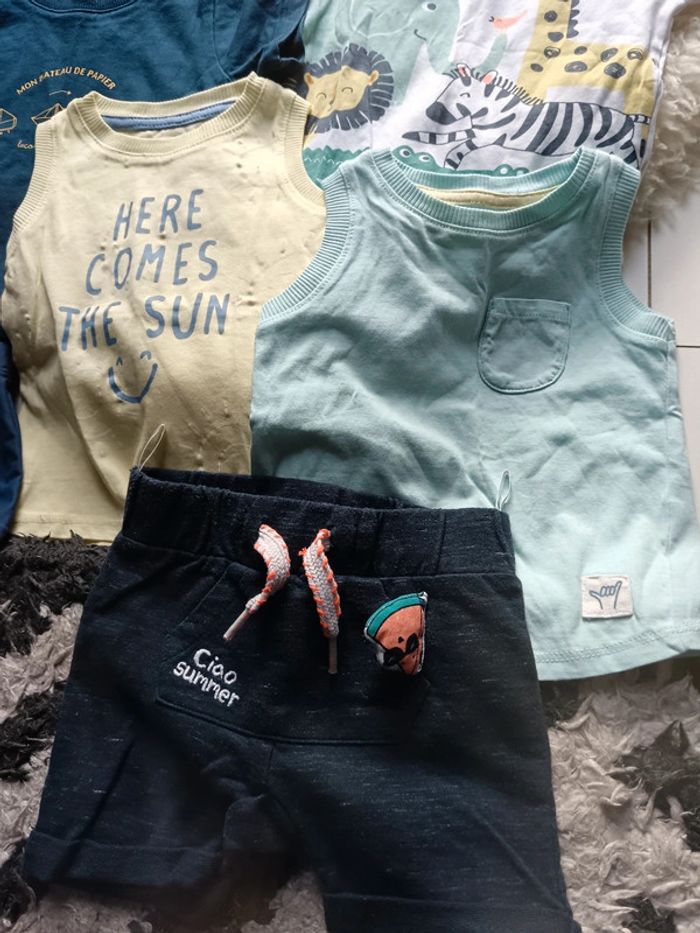 Lot vêtements bébé 6 mois - photo numéro 2