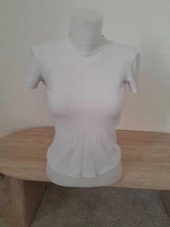 Petit pull t-shirt col montant 💫Zara 💫Taille 36