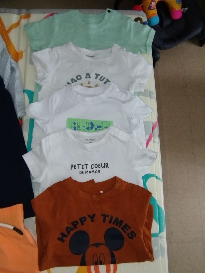 Lot vêtements bébé 6 et 9 mois - photo numéro 2